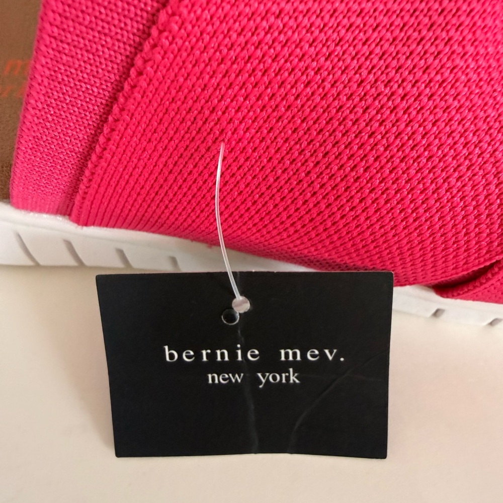 Bernie Mev. New York Knit Slide Sandals Pink NWT Size 40 - Picture 3 of 8